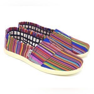 Kids TOMS shoes Serape style texile Cruz NWT Y12